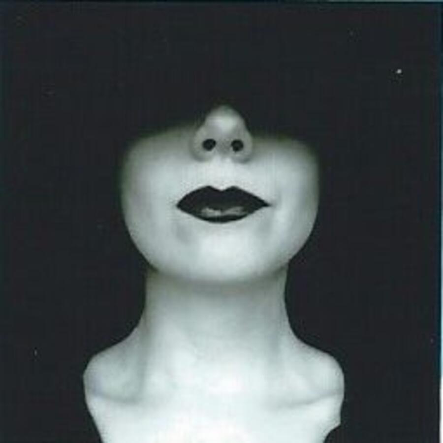 hi, my name is lucretia!